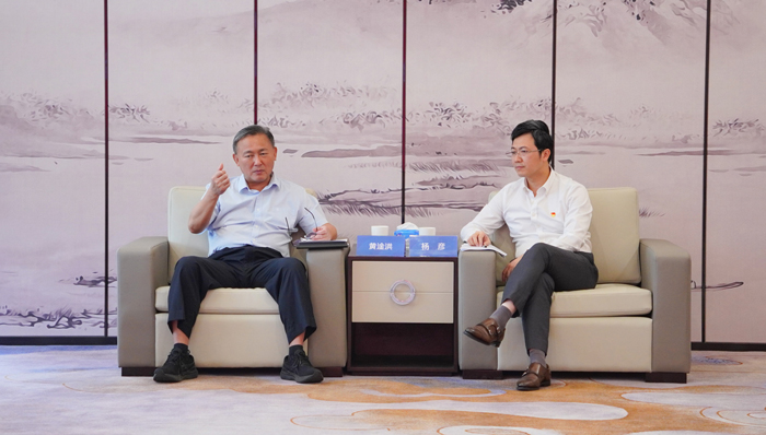 樟木头镇党委书记黄淦洪一行莅临AG尊时凯龙人生就调研指导